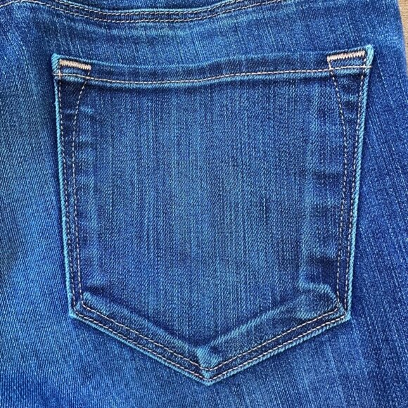 J Brand "Love Story Bell Bottoms" Womens Flared Jeans Size 26 Blue Denim Cotton - Picture 15 of 15